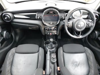 Used MINI Hatch 2017 for sale - 76465315: Photo