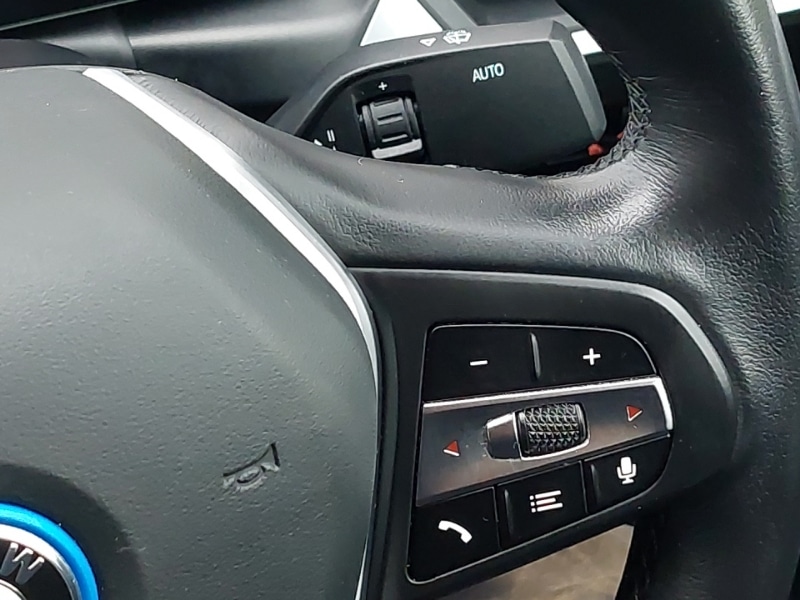 Used BMW i4 2022 for sale - 76498400: Photo 17