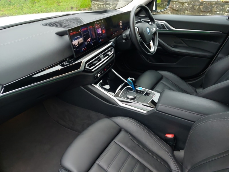 Used BMW i4 2022 for sale - 76498400: Photo 5