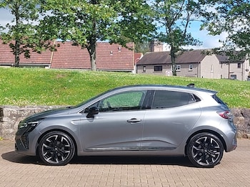 Used Renault Clio 2024 for sale - 75223722: Photo