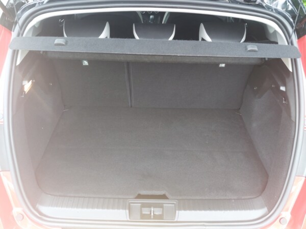 Used Renault Captur 2023 for sale - 76331876: Photo 8