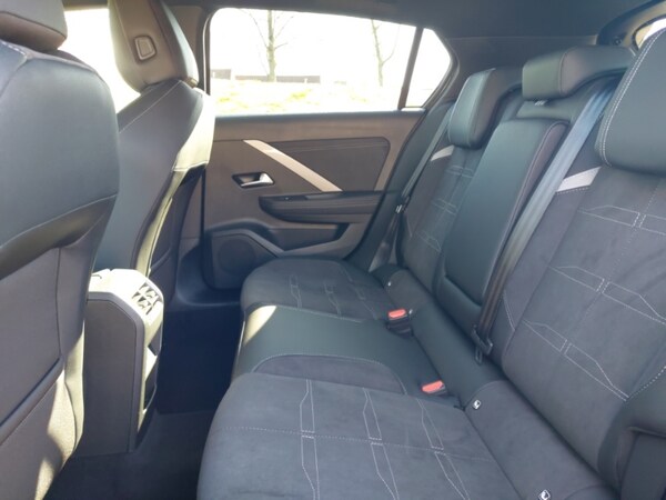 Used Vauxhall Astra 2025 for sale - 74219110: Photo 6
