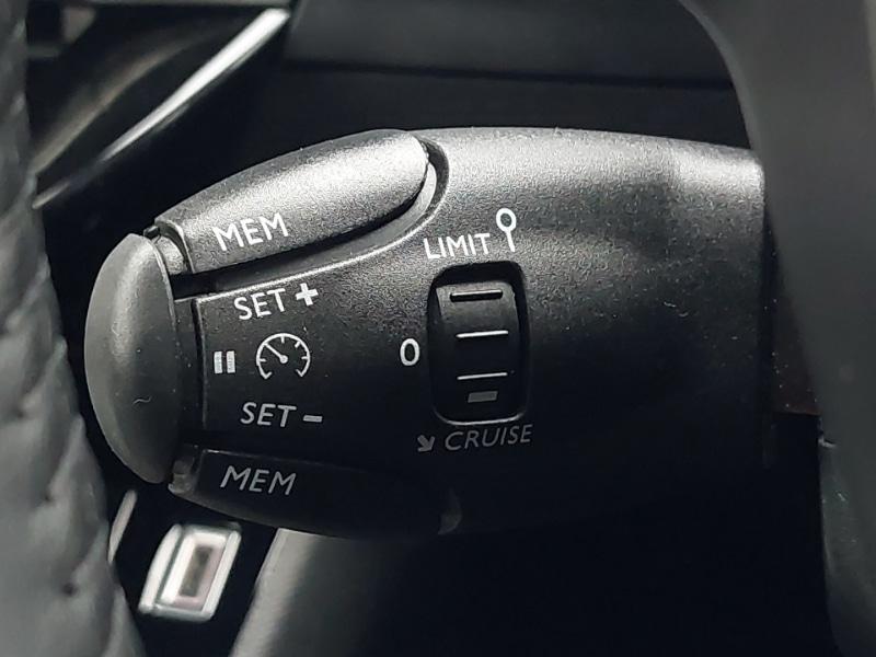 Used Peugeot 2008 2024 for sale - 76816375: Photo 15