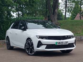 2025 - 115kW Ultimate 54kWh 5dr Auto