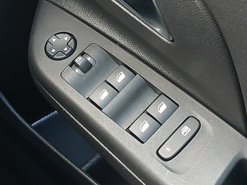 Used Vauxhall Corsa 2023 for sale - 77874526: Photo 18