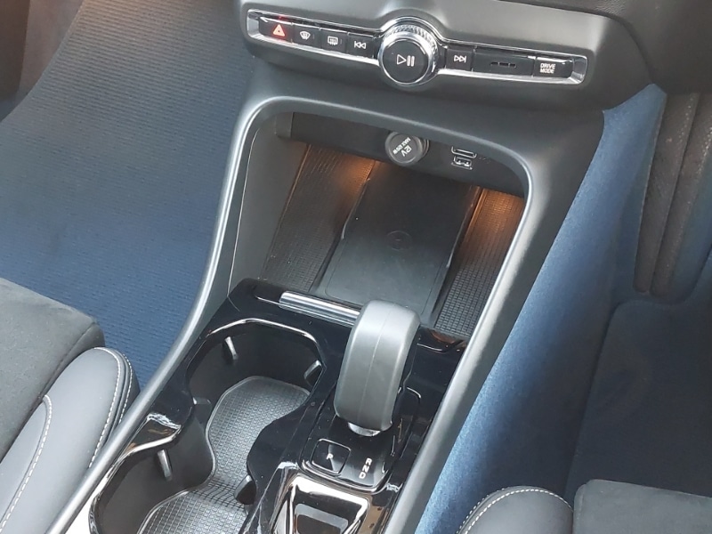 Used Volvo XC40 2022 for sale - 76717959: Photo 11