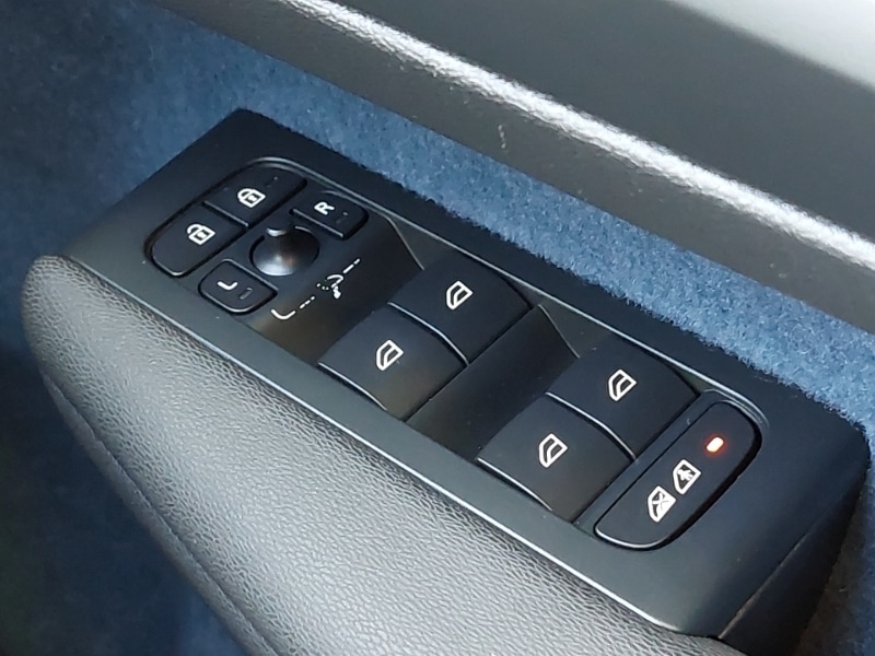 Used Volvo XC40 2022 for sale - 76717959: Photo 15