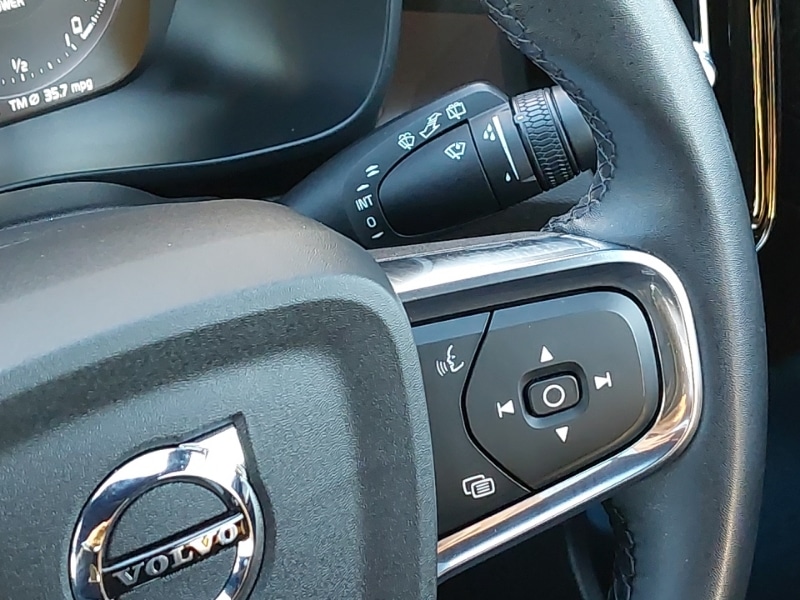 Used Volvo XC40 2022 for sale - 76717959: Photo 16