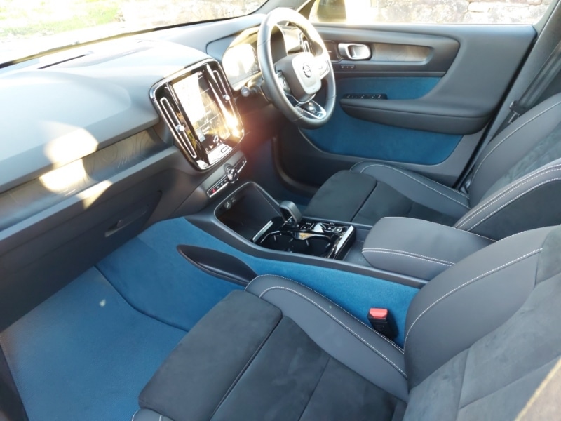 Used Volvo XC40 2022 for sale - 76717959: Photo 5