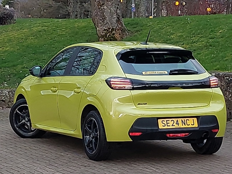 Used Peugeot 208 2024 for sale - 77726593: Photo 3