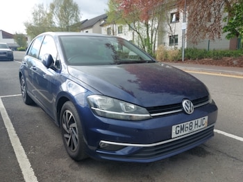 Used Volkswagen Golf 2019 for sale - 78441400: Photo