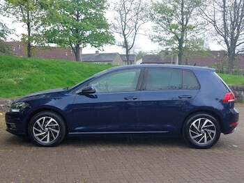 Used Volkswagen Golf 2019 for sale - 78441400: Photo