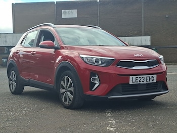 Used Kia Stonic 2023 for sale - 79322257: Photo