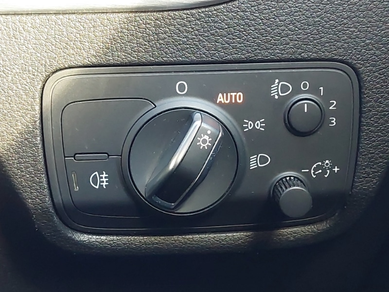 Used Audi Q2 2017 for sale - 76387919: Photo 13