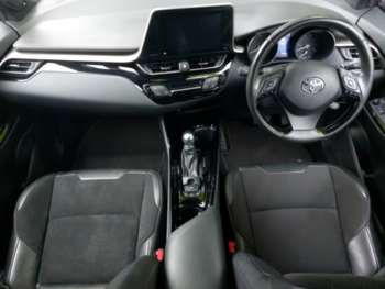 Used Toyota C-HR 2019 for sale - 74652708: Photo