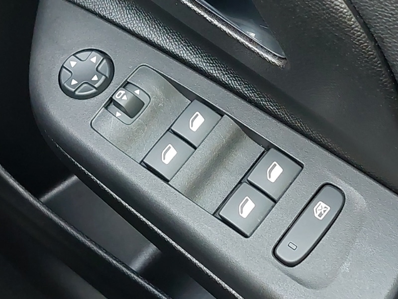 Used Vauxhall Corsa 2024 for sale - 76925234: Photo 17