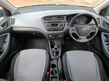 Used Hyundai i20 2015 for sale - 78751443: Photo