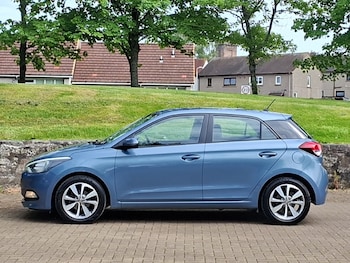 Used Hyundai i20 2015 for sale - 78751443: Photo