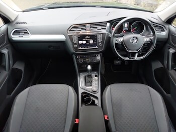 Used Volkswagen Tiguan 2017 for sale - 77611123: Photo