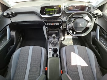 Used Peugeot 2008 2020 for sale - 79433133: Photo