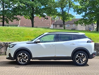 Used Peugeot 2008 2020 for sale - 79433133: Photo