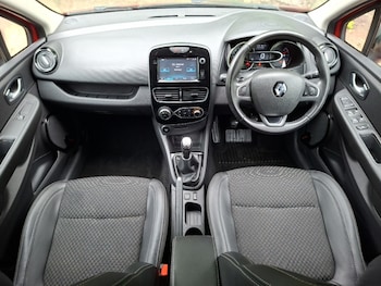 Used Renault Clio 2017 for sale - 78803797: Photo
