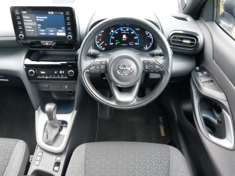 Used Toyota Yaris Cross 2023 for sale - 77669855: Photo 7