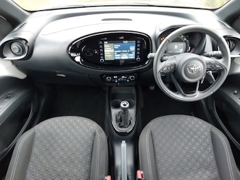 Used Toyota Aygo X 2023 for sale - 77410285: Photo