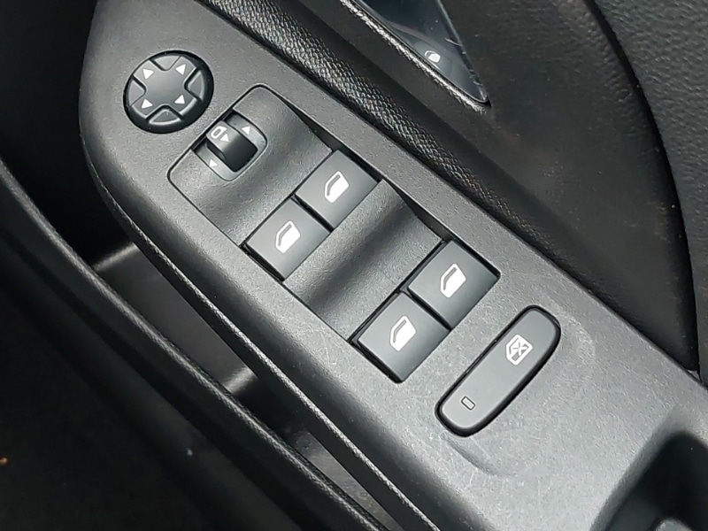 Used Vauxhall Corsa 2024 for sale - 76354422: Photo 18