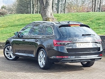 Used Skoda Superb 2023 for sale - 78147519: Photo