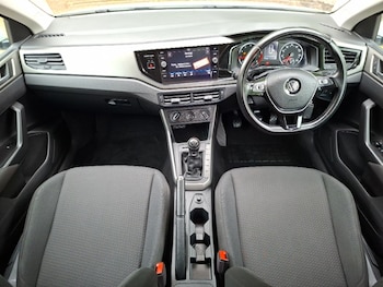 Used Volkswagen Polo 2018 for sale - 78972972: Photo