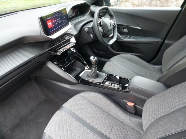 Used Peugeot 2008 2023 for sale - 76221224: Photo 5