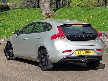 Used Volvo V40 2016 for sale - 78403563: Photo