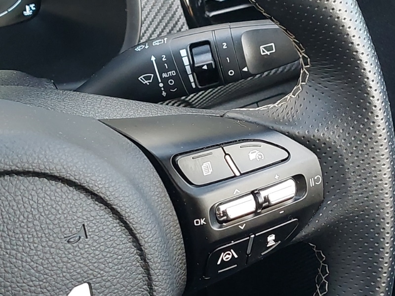 Used Kia Stonic 2024 for sale - 76860260: Photo 17