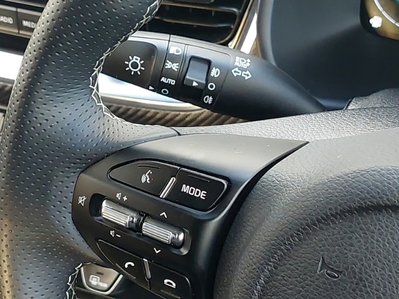 Used Kia Stonic 2024 for sale - 76860260: Photo 18