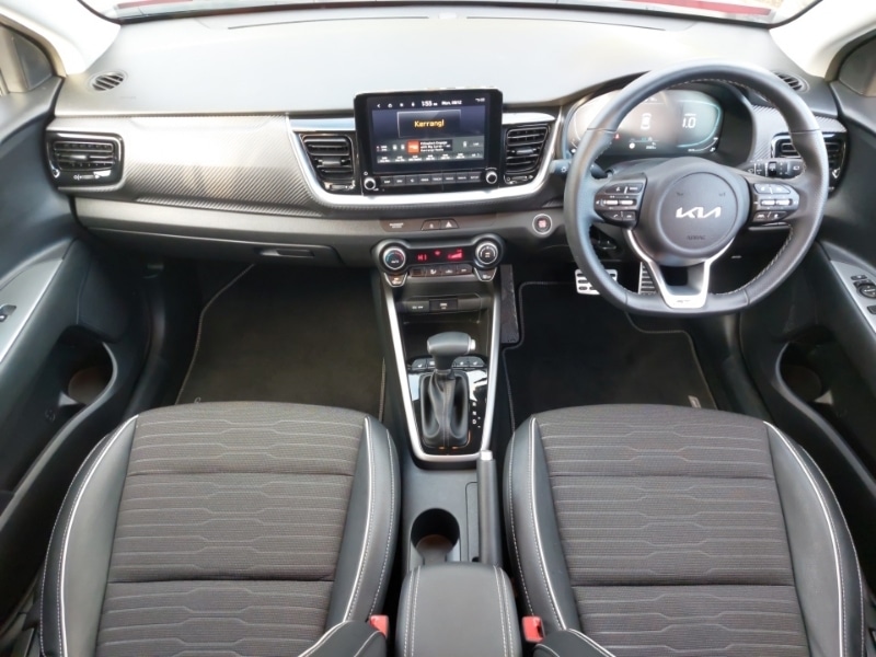 Used Kia Stonic 2024 for sale - 76860260: Photo 2