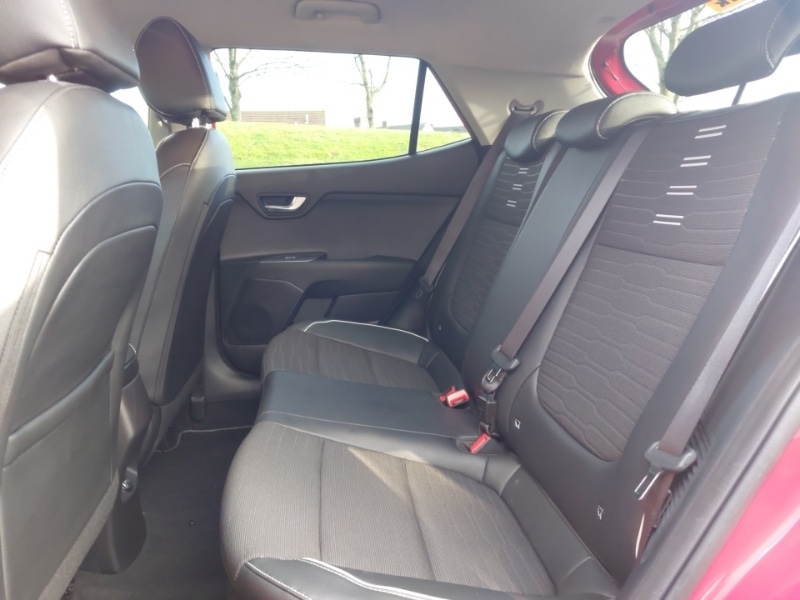 Used Kia Stonic 2024 for sale - 76860260: Photo 6