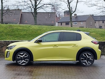 Used Peugeot 208 2024 for sale - 77337960: Photo