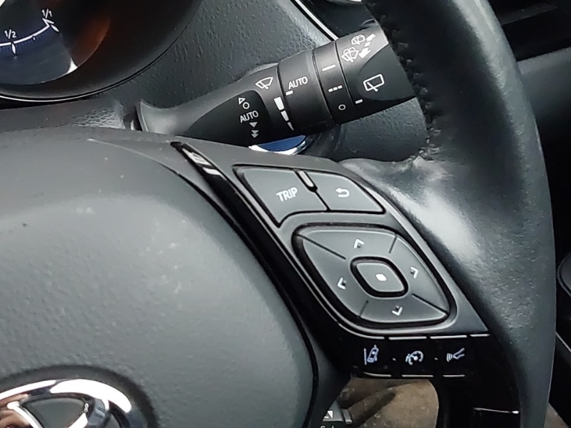 Used Toyota C-HR 2021 for sale - 77318795: Photo 17