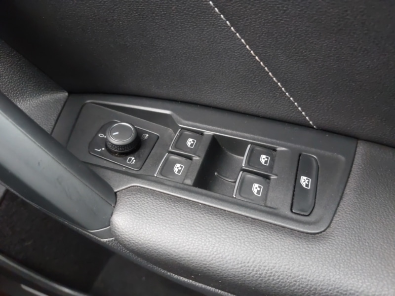 Used Volkswagen Tiguan 2023 for sale - 77777143: Photo 10