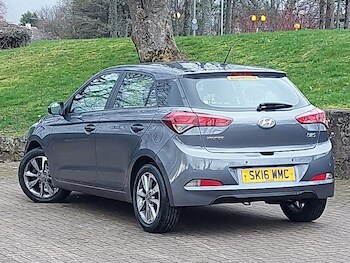 Used Hyundai i20 2016 for sale - 78411416: Photo