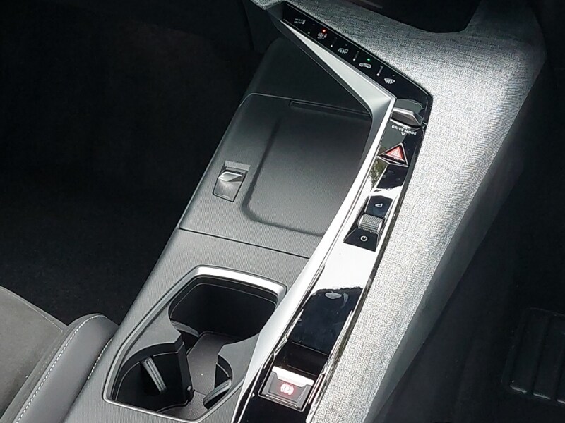 Used Peugeot 3008 2024 for sale - 77024662: Photo 11