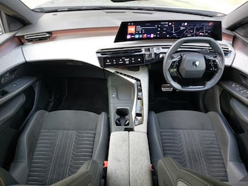 Used Peugeot 3008 2024 for sale - 77169294: Photo