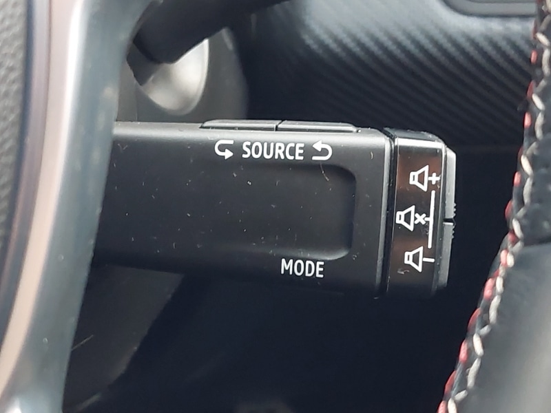 Used Renault Clio 2023 for sale - 77049429: Photo 19