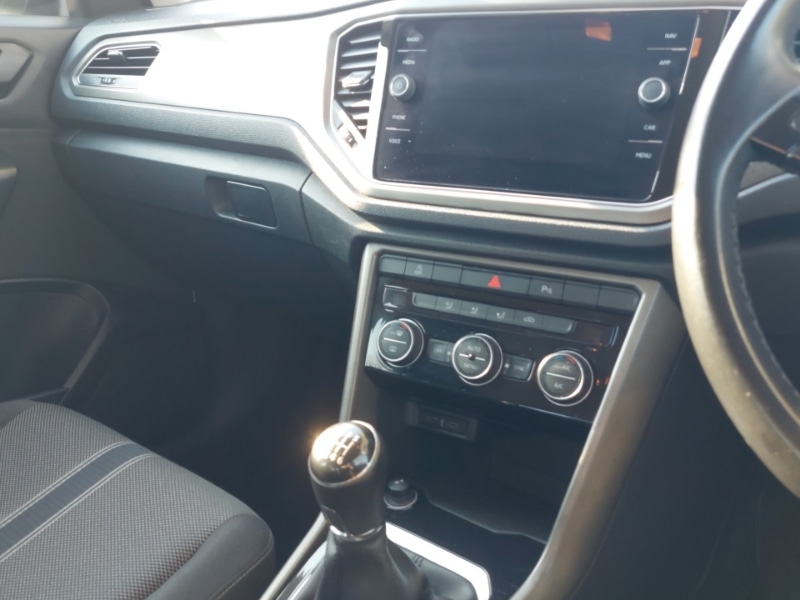 Used Volkswagen T-Roc 2021 for sale - 77568857: Photo 11