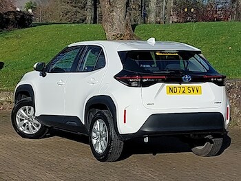 Used Toyota Yaris Cross 2023 for sale - 77722011: Photo