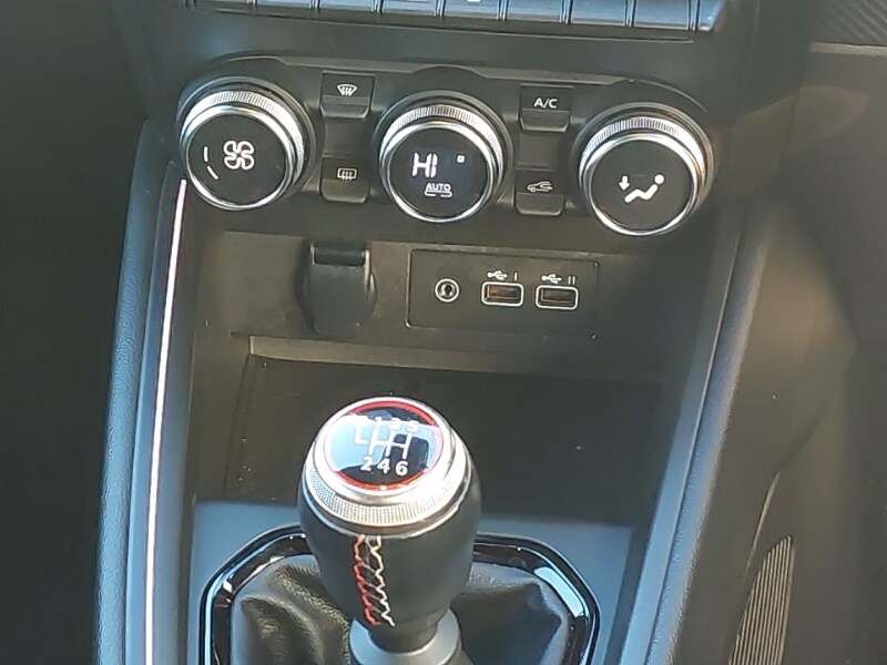 Used Renault Clio 2023 for sale - 76795646: Photo 11