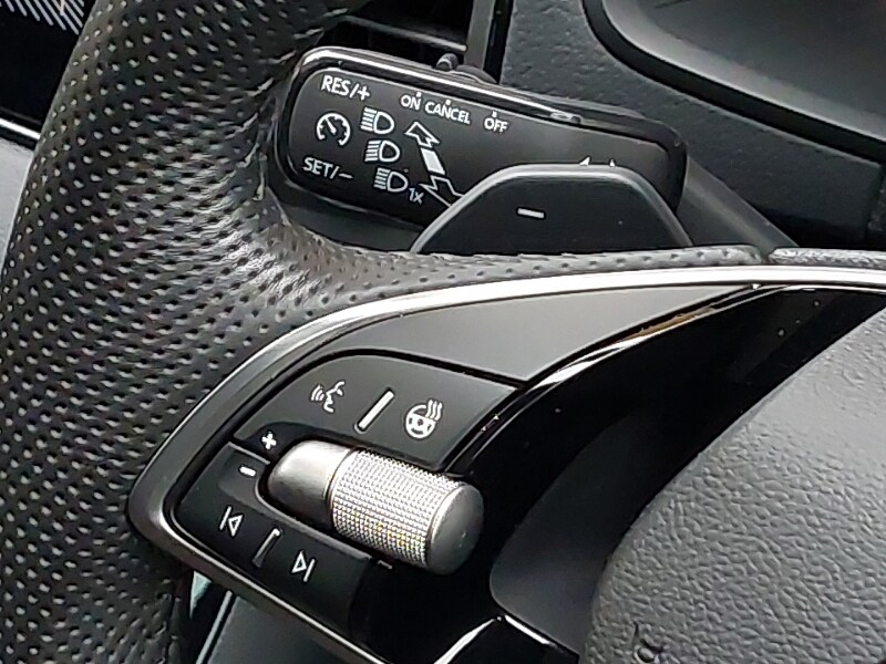 Used Skoda Karoq 2024 for sale - 76339148: Photo 17