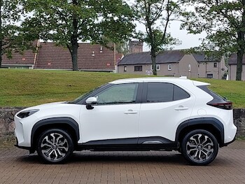 Used Toyota Yaris Cross 2022 for sale - 77028640: Photo