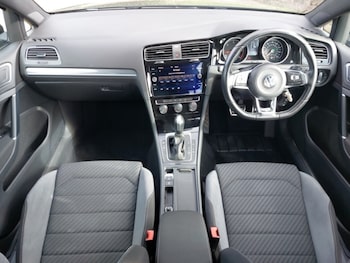 Used Volkswagen Golf 2019 for sale - 78546822: Photo